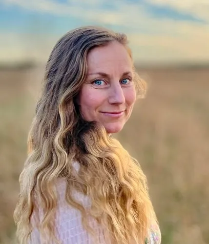           Lauren Faye Higdon ~ Lauren Faye LLC icon