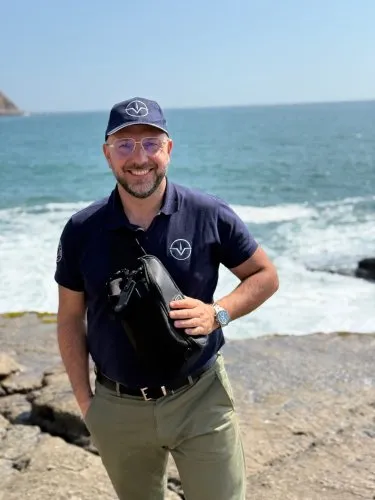 The Quiet Brief icon