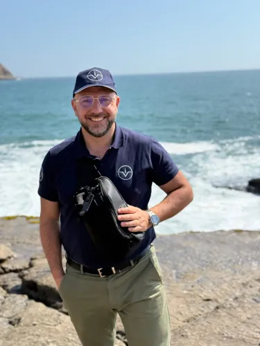 The Quiet Brief icon