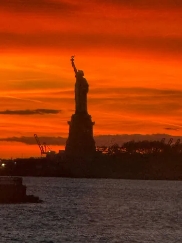 Eyes on Immigration Court icon