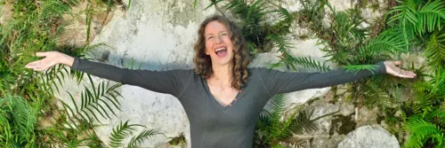 Laura Cayouette icon