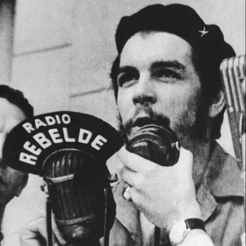 Aquí Radio Rebelde! icon