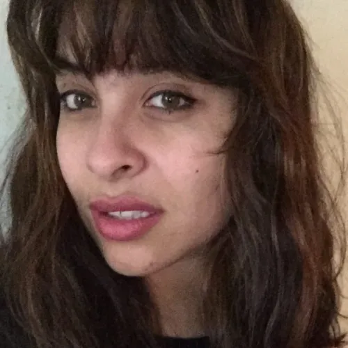 yasmin j