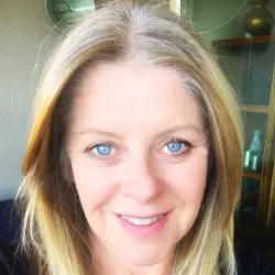 Jennifer McKinley
