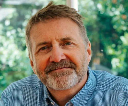 Paul Worthington