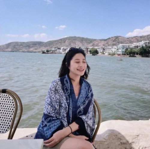Vivian Tang 湯