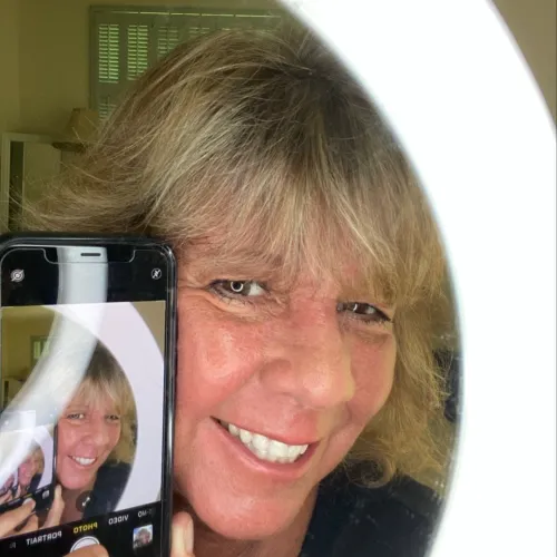 Bonnie Busby