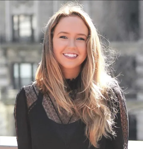 Cheryl Douglass 🧡