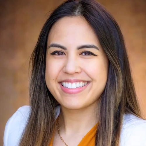 Jacqui M. // founder