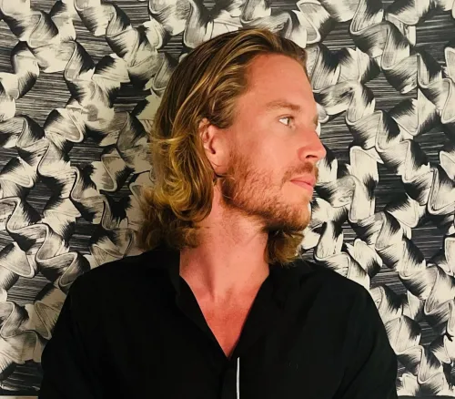 nolanyumawriter@gmail.com